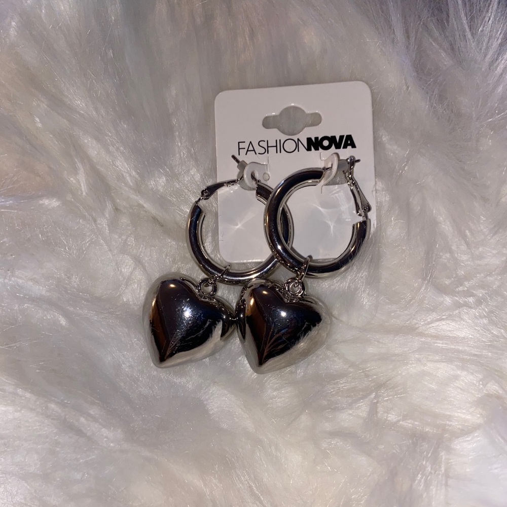 🤍 Chunky Heart Earrings 🤍